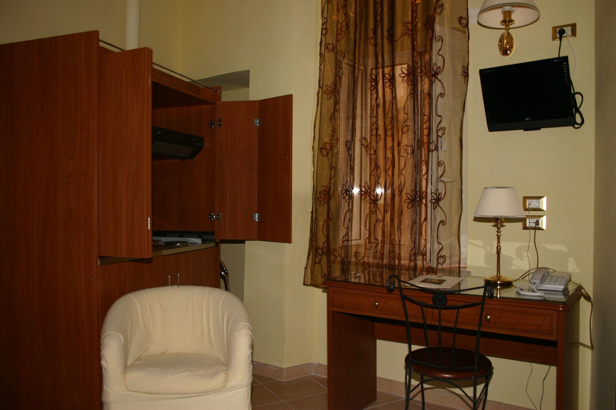 S.Andrea Degli Armeni Dimora Di Charme Bed & Breakfast Таранто Екстериор снимка
