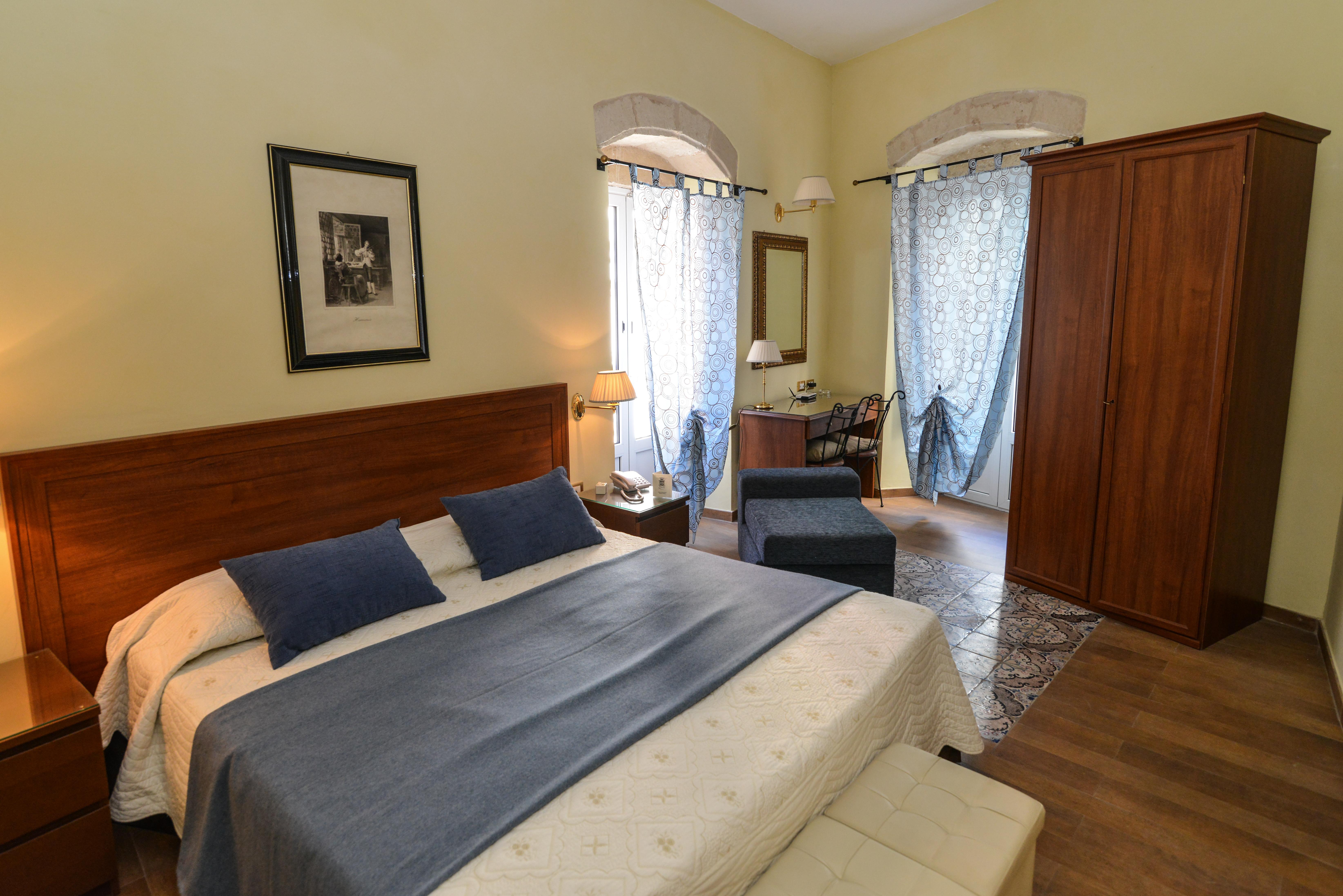 S.Andrea Degli Armeni Dimora Di Charme Bed & Breakfast Таранто Екстериор снимка