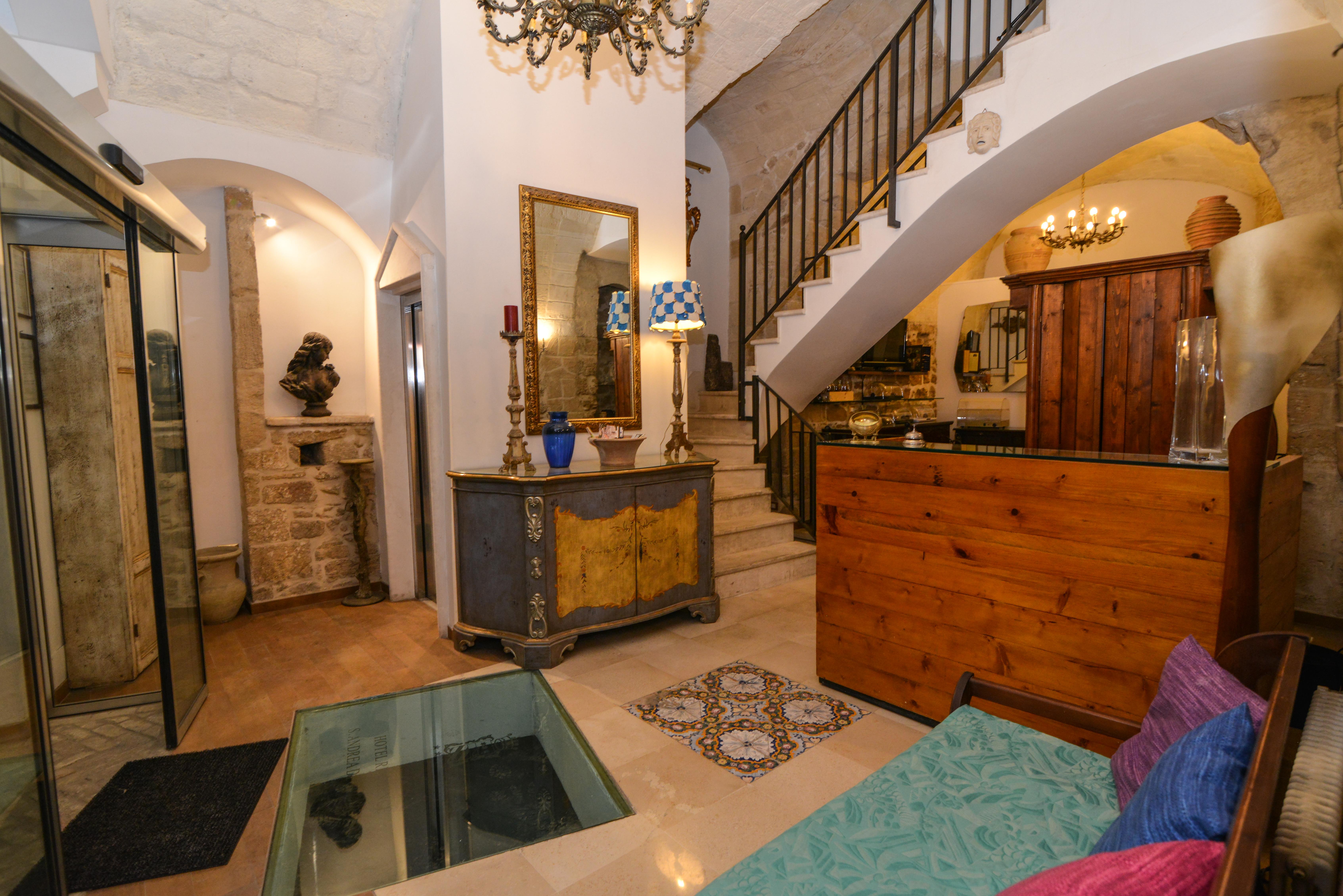 S.Andrea Degli Armeni Dimora Di Charme Bed & Breakfast Таранто Екстериор снимка