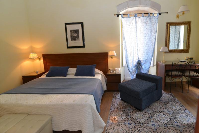 S.Andrea Degli Armeni Dimora Di Charme Bed & Breakfast Таранто Екстериор снимка